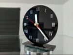 Zegar elegancki czarny stołowy okrągły ZM1 12cm - obrazek 4